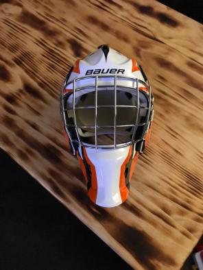 Bauer Goalie Helmet Size NME3 Like New