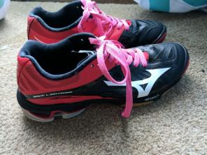 Volleyball shoes women size 9.5