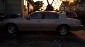 1999 Lincoln Town Car