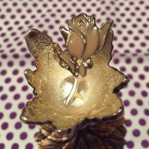 GORGEOUS VINTAGE PASTEL PINK ROSE BROOCH