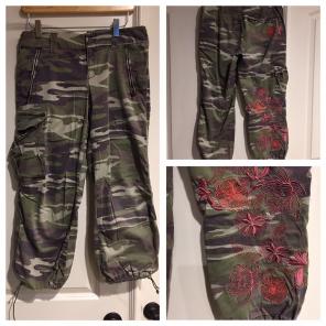Express Cargo Print Cropped Pants