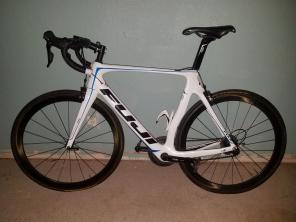 Road bicycle