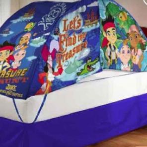 Jake and never land pirates tent w/light