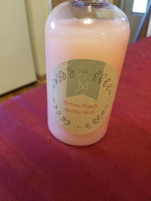 Cotton candy milk bubble bath