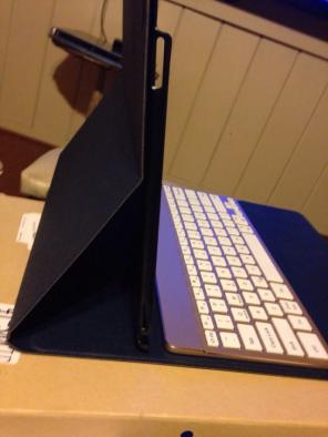IPad Pro 12.9 gold Keyboard Case