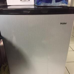 Haier Mini Fridge