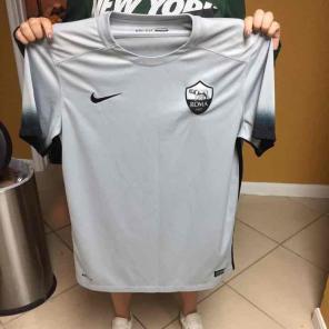ROMA Nike Italy Men Soccer Jersey Medium