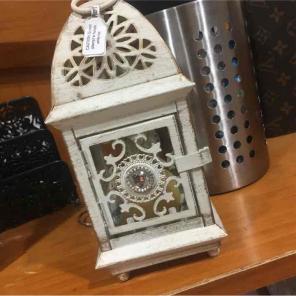 Candle light holder