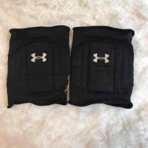 Volleyball knees pads