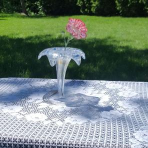 Stunning iridescent flower shaped vase