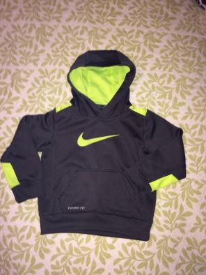 4T Nike Therma-Fit Hoodie