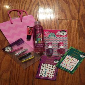 BRAND NEW 84pc Beauty Set