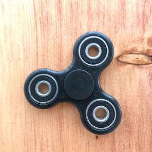 Blackout classic fidget spinner toy
