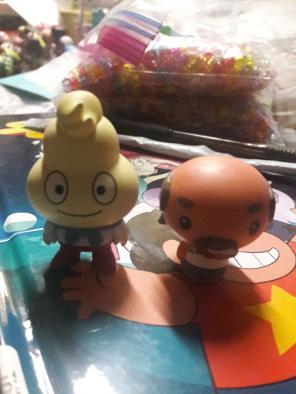 Onion and greg Steven universe pint size