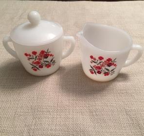 Fireking Primrose Cream And Sugar Set