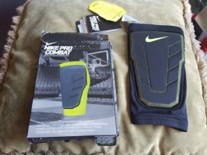 NIKE PRO COMBAT COMPRESSION SHIN SLEEVE