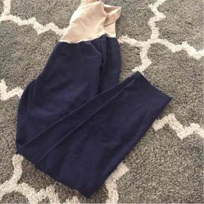 Navy blue maternity skinny pant