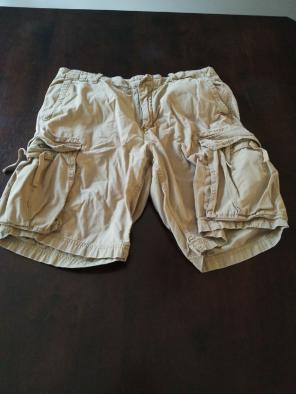 J Crew Men's Cargo Shorts 33W