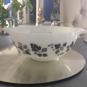 Pyrex Gooseberry 443