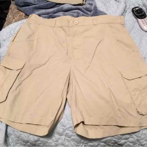 Under armour men's cargo shorts