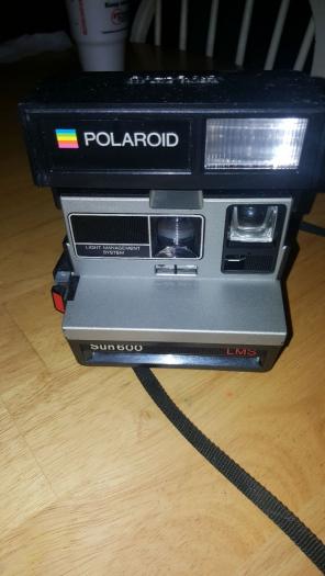 Polaroid sun 600 lms vintage camera