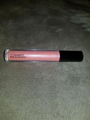 MAC dazzle glass smile