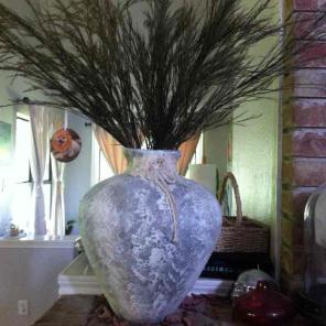 Decortion item
