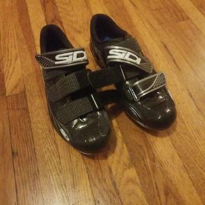 Sidi size 39 and pedal clips