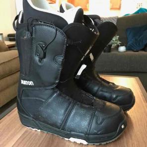 Burton Moto men's snowboard boots 10