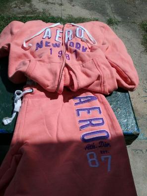 Aeropostale sweat suit