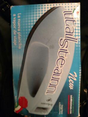 Handheld steamer