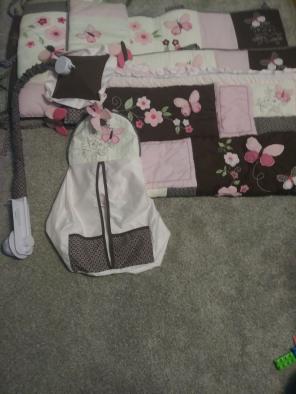 Baby girl bedding set