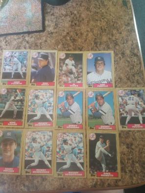 1987 Yankees topps baseball cards