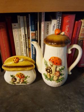Merry Mushroom coffee pot and napkin