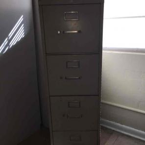 4 drawer Filing cabinet