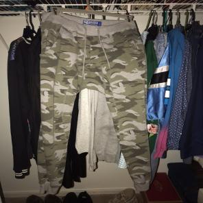 Men’s camo joggers