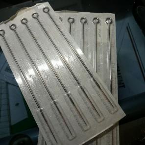 Stick n poke tattoo needles