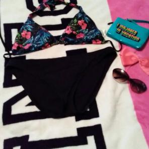 Xl bathing suit bundle
