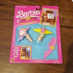Vintage Barbie accessories!