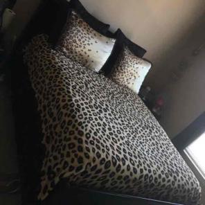 Queen bedroom set
