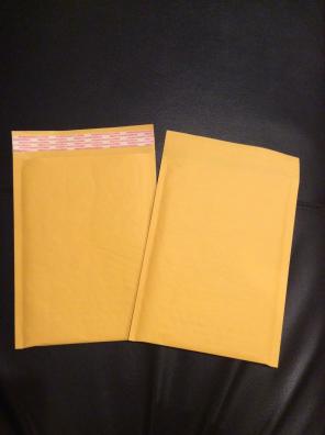 60. Kraft Bubble Mailer 6.5"x10"