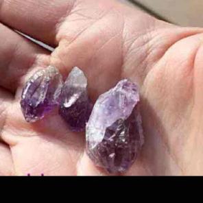 3 natural amethyst point beads