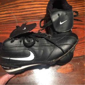 Nike baseball cleats