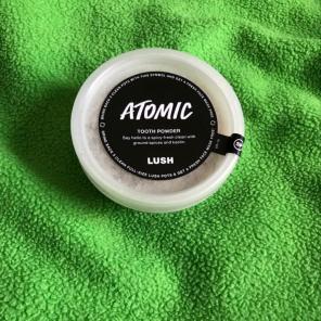 Lush Atomic Tooth Powder