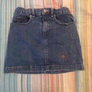 GAP stretch embroidered Jean skirt