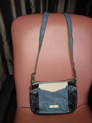Relic Crossbody Strap Handbags Mercari Relic Crossbody