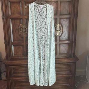 Lularoe mint lace JOY small