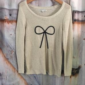 LC Bow Sweater