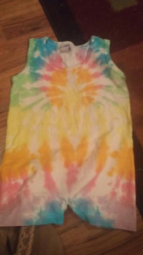 Baby tie dye outfit