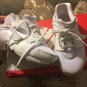 Girls White Prism Nike Huarache Run Sz 1